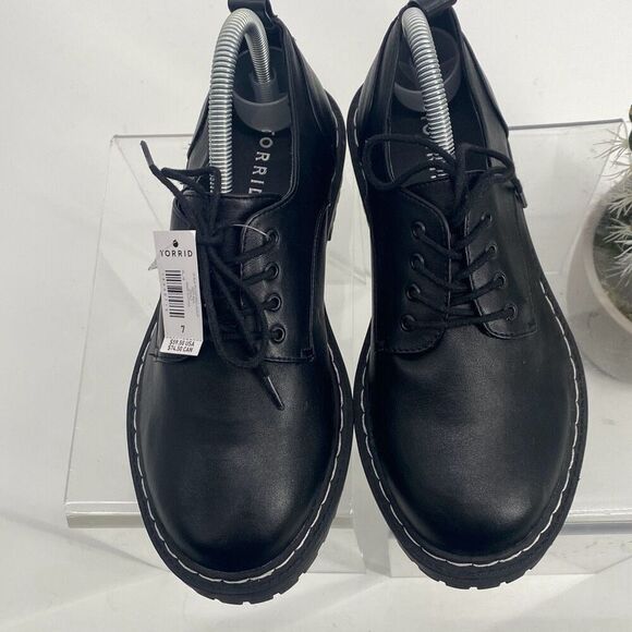 New Torrid Black Oxford Lace-up Sz 7 Extra Wide Vegan Leather - Picture 4 of 11